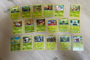 18 Pokémon Card Grass Type Bundle Lot - Modern - Caterpie, Chespin, Oddish