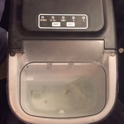 MAJIC CHEF TABLE TOP ICE MAKER