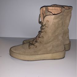 Yeezy Boots Season 4