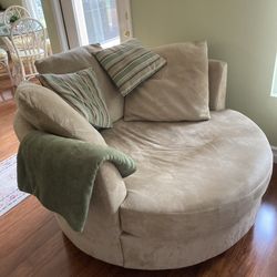 Round Couch