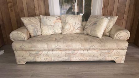 Couch and matching lLove  Seat