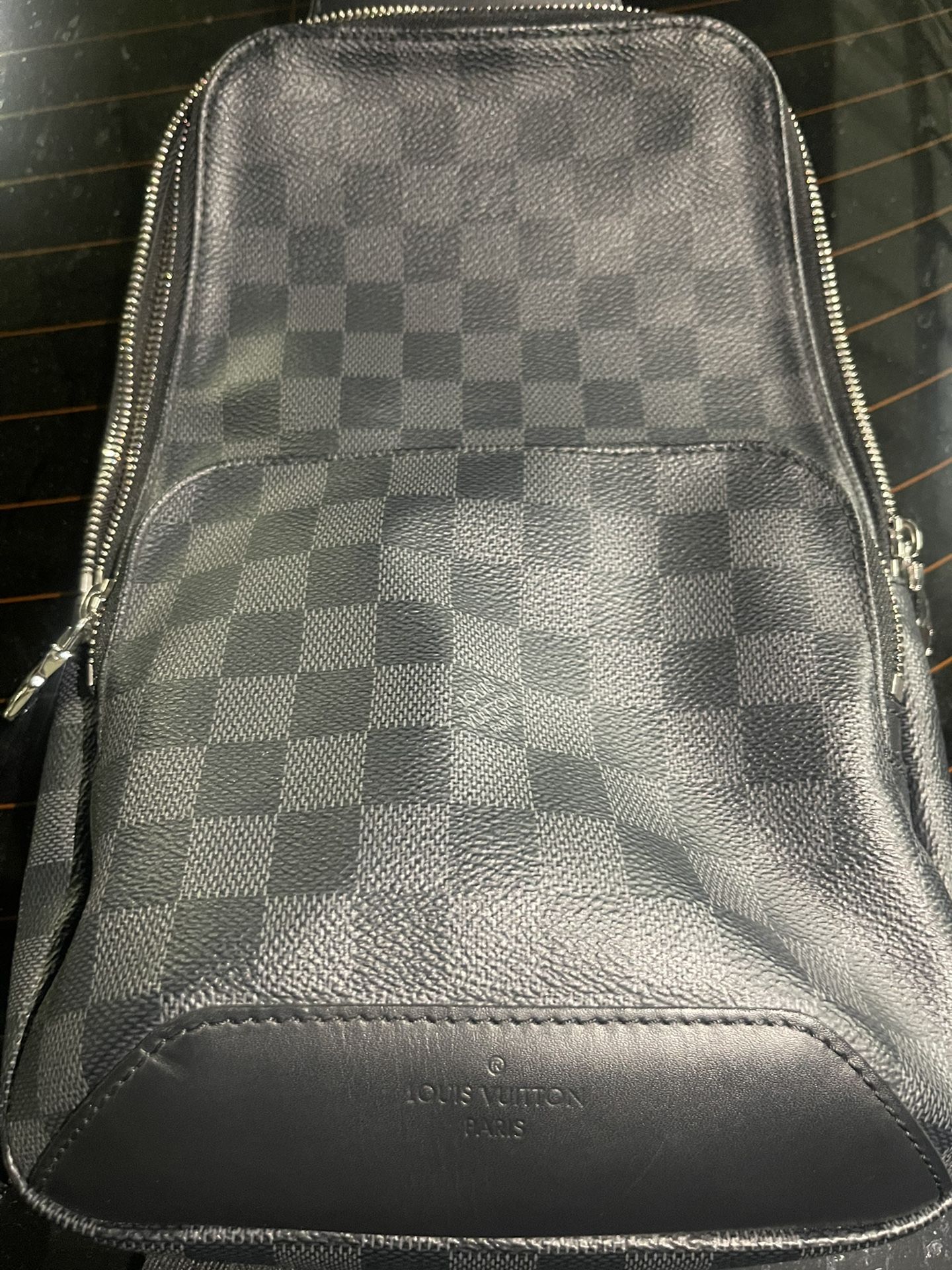 LOUIS VUITTON Clapton Damier Ebene Crossbody Bag Black AUTHENTIC for Sale  in Las Vegas, NV - OfferUp