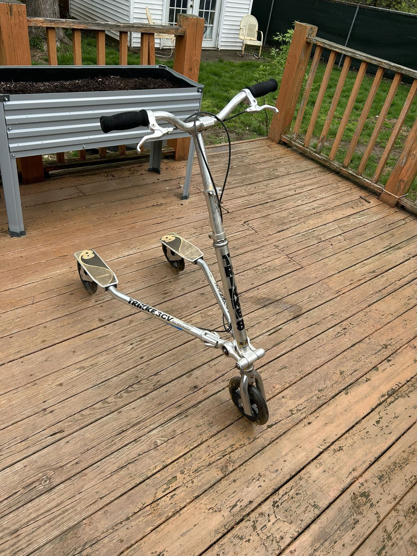 TRIKKE 8 3CV 3 Wheel Chambering Vehicle Craving Scooter 