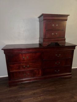 Dresser & night stand