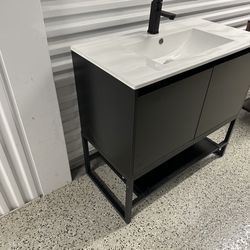 Brand New 30” Vanity Full With Outlet 