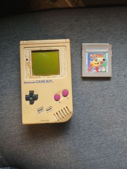 Orginal Nintendo Game Boy with Pac-Man Cartridge