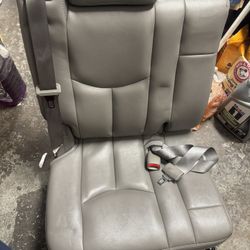 GMC Yukon 3rd Row Seats Excellent Condition 