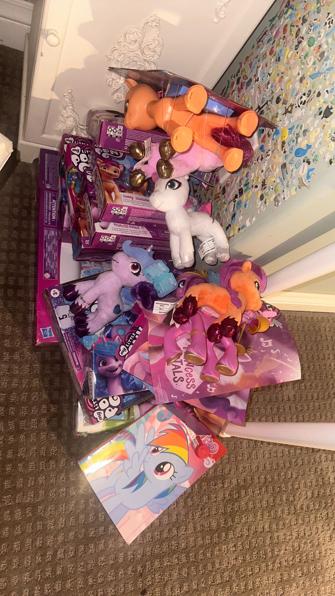 My little pony lot New in box figures 