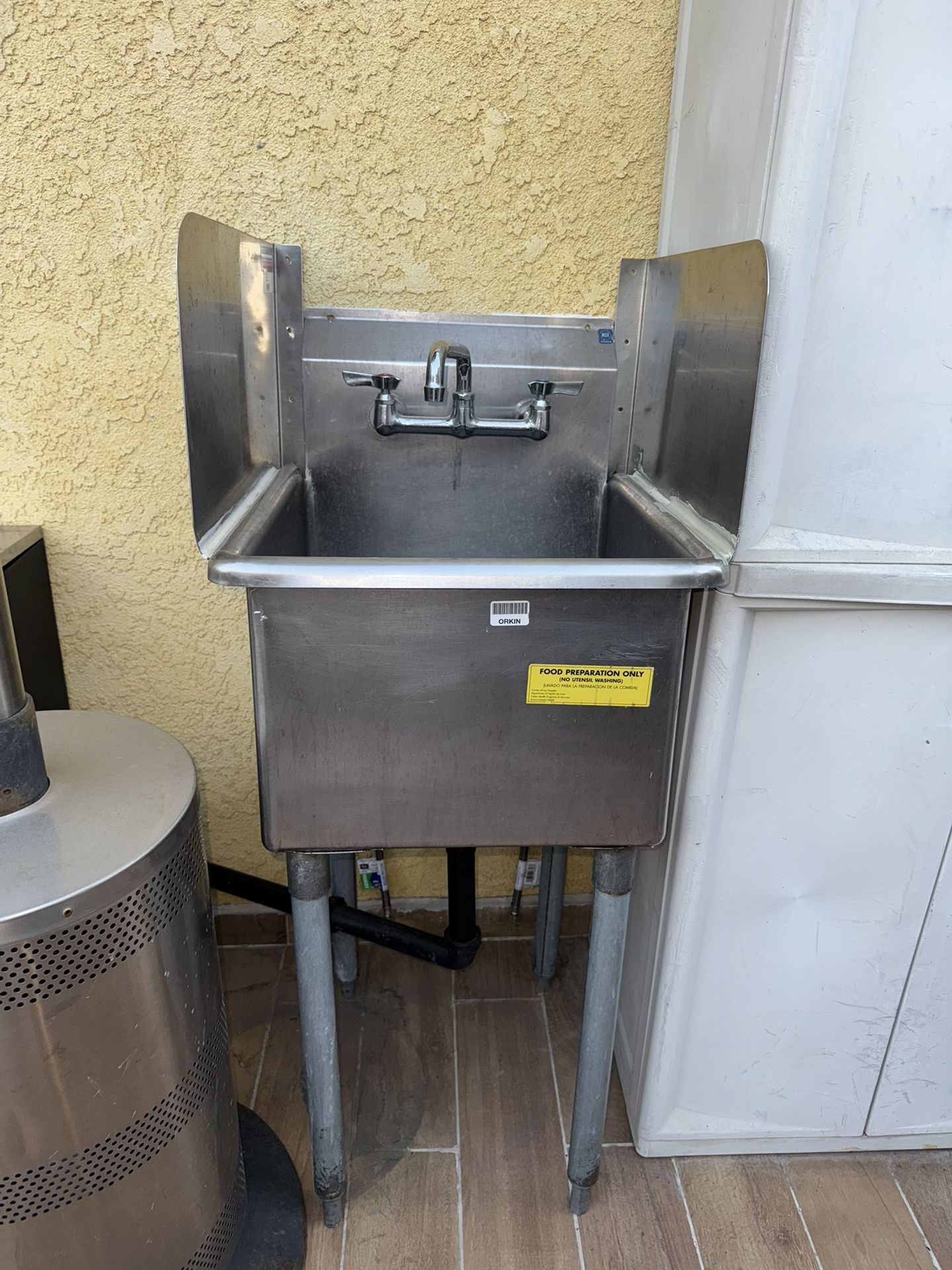 Commercial Sink