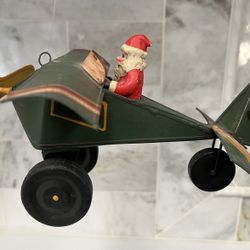 Department 56 Santa’s Plane