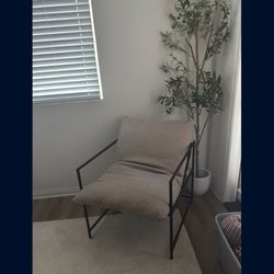 Fair New Accent Chair 