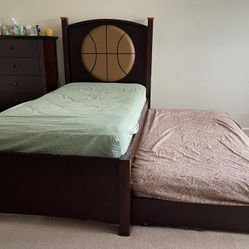 Space Saving Solid Wood Twin  Bed  With Rollout Trundle Bed
