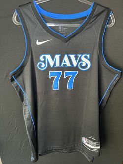 Nike Dallas Mavericks Luka Dončić Jersey