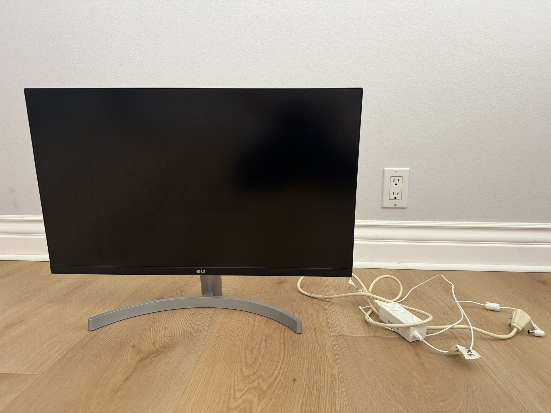 LG 27" Monitor