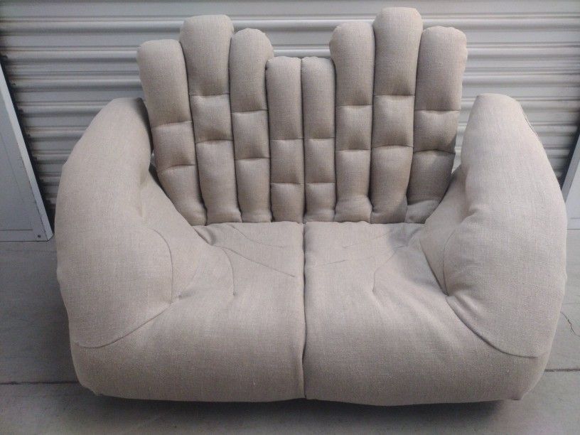 Original 1st Made Custom Pet Lounge A Pair Of (Hands)
