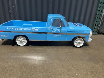 Deep Eddy Vodka Big truck Chevy ford display truck neon sign liquor sign