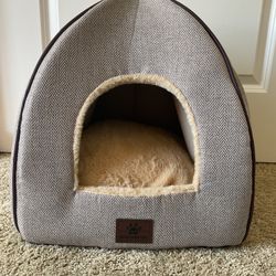 Pet Bed *Never Used*