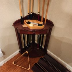Pool Table Cue Stand