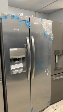 Frigidaire Side By Side Fridge Stainless Steel !