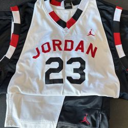 Jordan Basketball Jersey Outfit