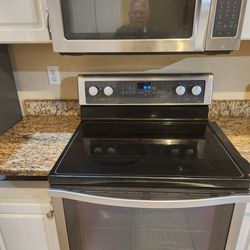 Whirlpool Stove and 3 Cu.  Microwave Oven. 