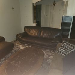 Black Leather Couches With Ottoman