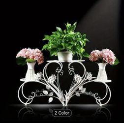 Heart Shaped Plant Stand 