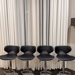 Adjustable swivel bar stool set of 4!