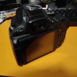 Nikon  D5100 DSLR Camera