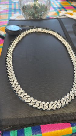 Ice cube piedra silver cadena desde TikTok Cowboy Los Angeles $45
