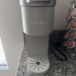 Keurig Coffee Maker (Gray) 