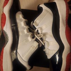 Jordan 11 Retro Low