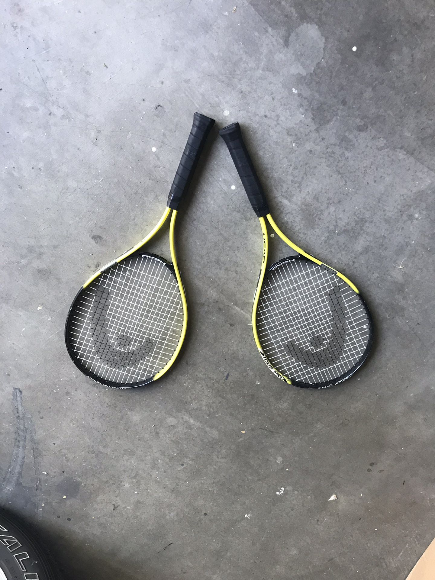 Tennis rackets. Head. Pair