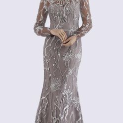 Feriani Couture Silver/ Charcoa flowers and  details maxi dress with long sleeves. Size: 16 #glamour #eveningwear #formal  Feriani Couture - 26258 Ill