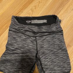 Victoria’s Secret Leggings size Small