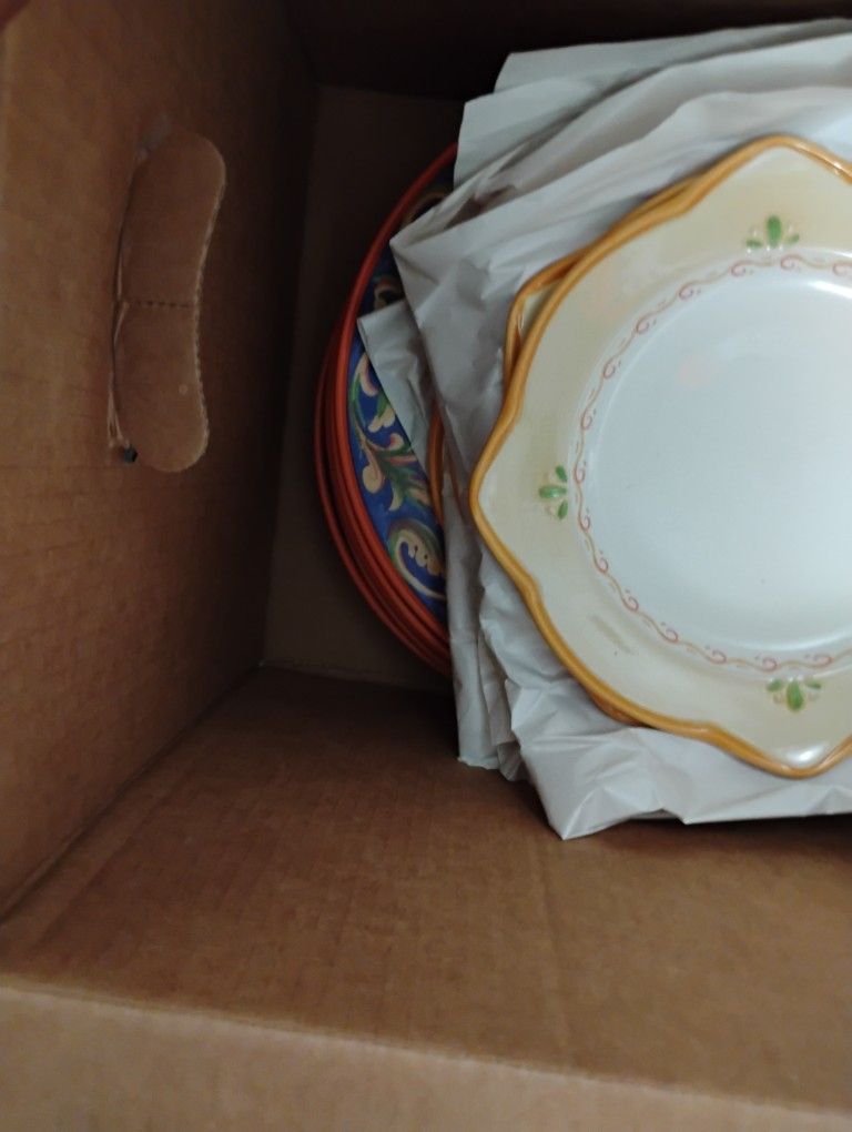 3 Boxes Of China Plates Everything For 60 Dollars