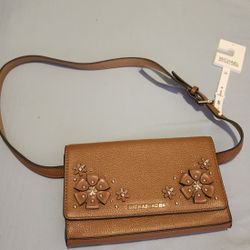 Michael Kors  Belt Bag SIZE (MEDIUM) Brand New With Tags