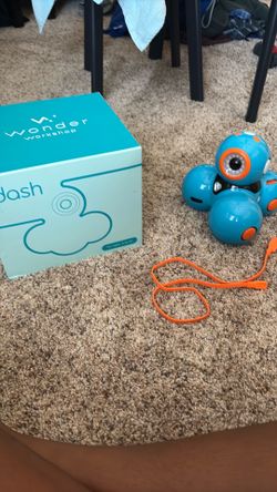 Dash robot with charger and box