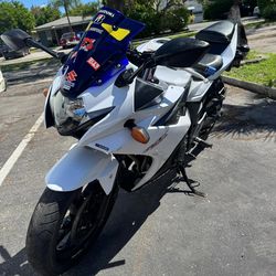 Motorcycle clean title 👌