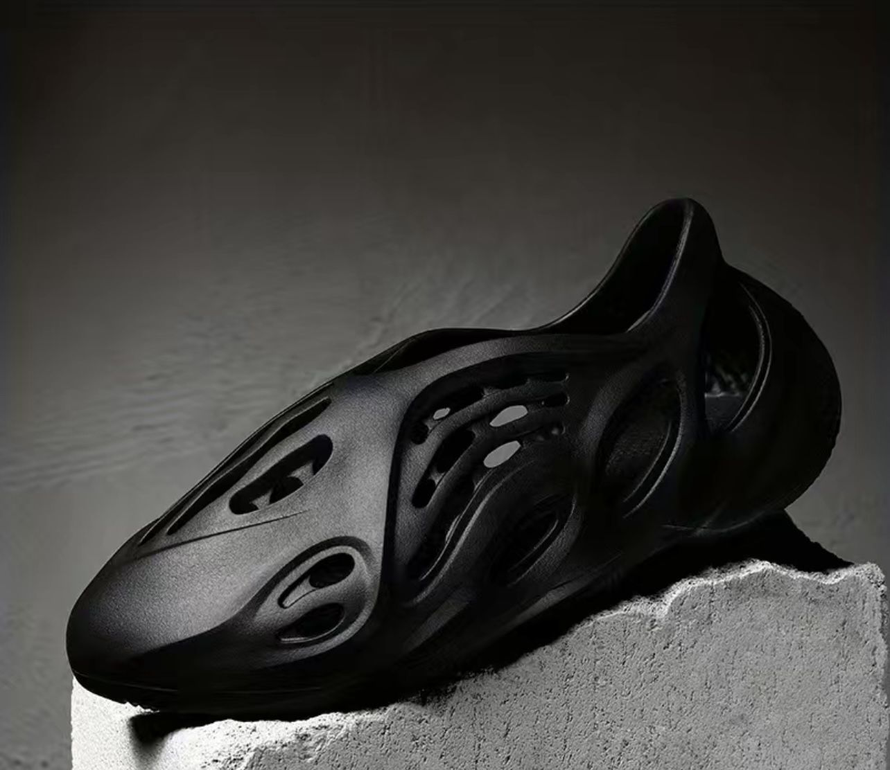 Yeezy Foam Runners for Sale in Dearborn, MI OfferUp