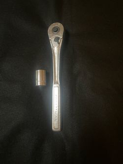 Craftsman socket wrench