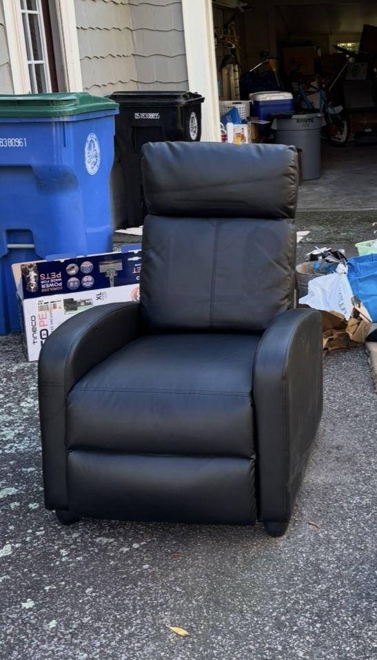 Reclining Leather Chair