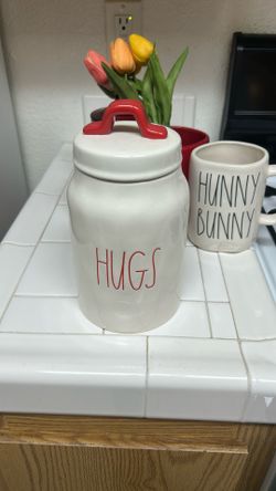 Rae Dunn Canister 