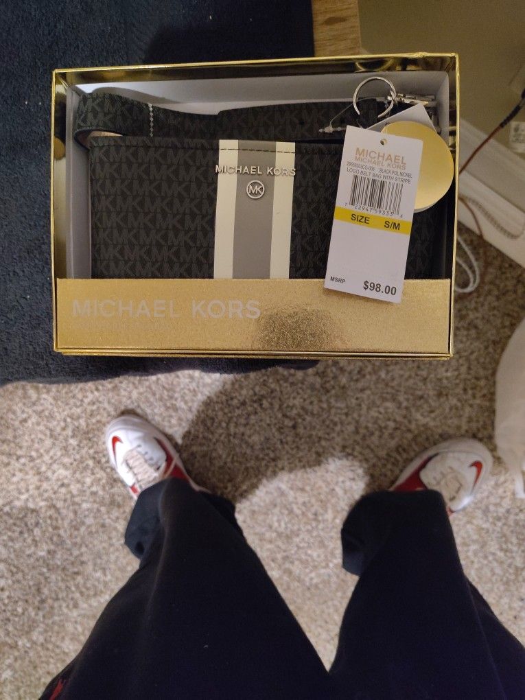 Michael Kors Logo Belt And Bag With Stripe
