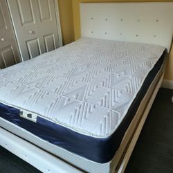 NEW FULL-SIZE MATTRESS AND BOX SPRING 