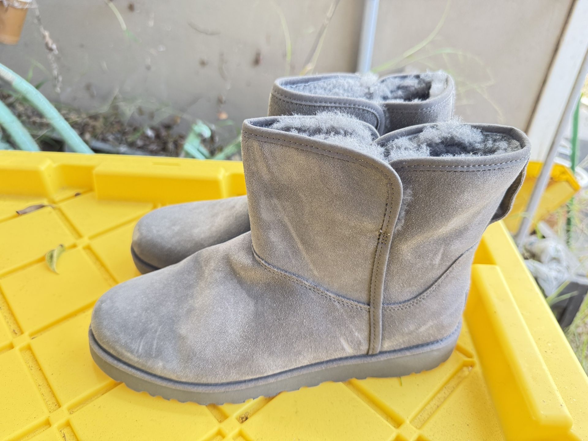 Brand new Ugg grey Short Boots Women’s 9