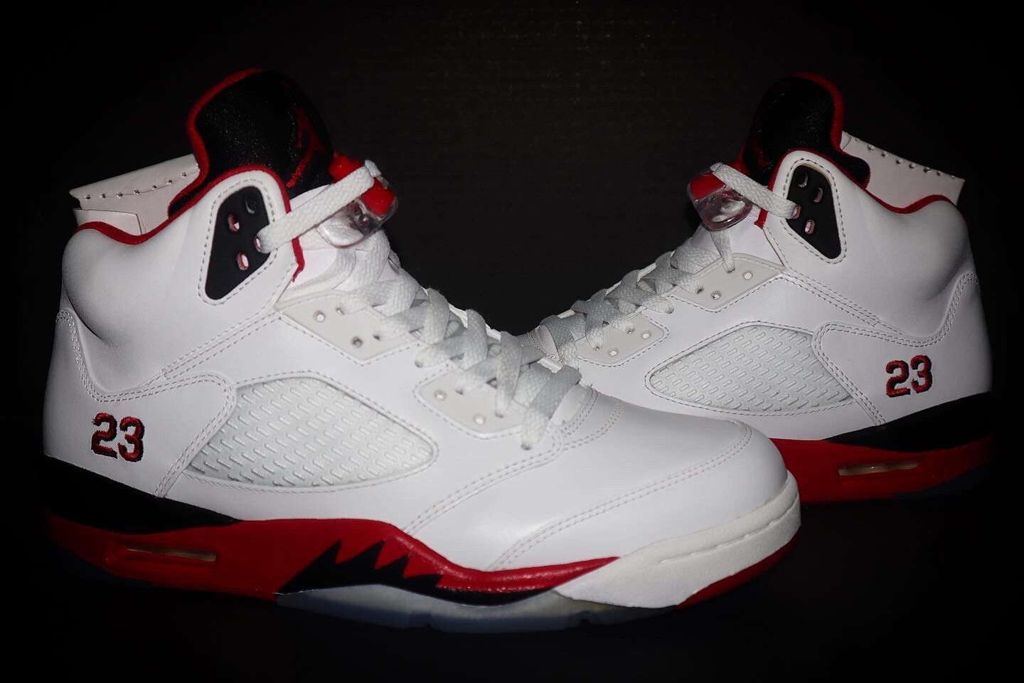 2013 Jordan Fire Red 5 size 9.5 DS Kept Brand new for 7 years