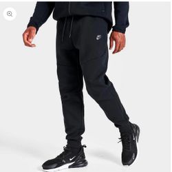 Brand New Nike Techs