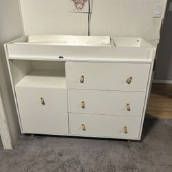 Changing Table And Pad