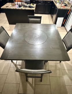 Kitchen table